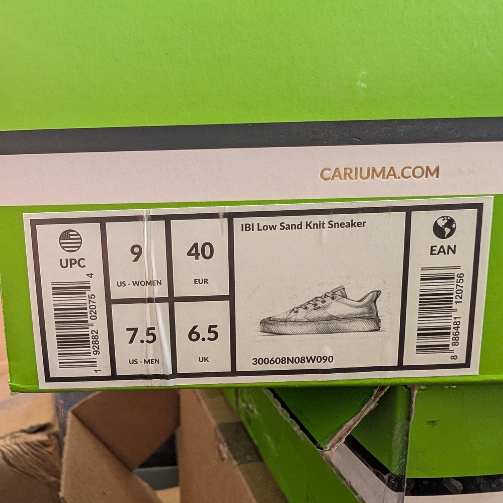 Cariuma IBI Low Sand Knit Sneakers